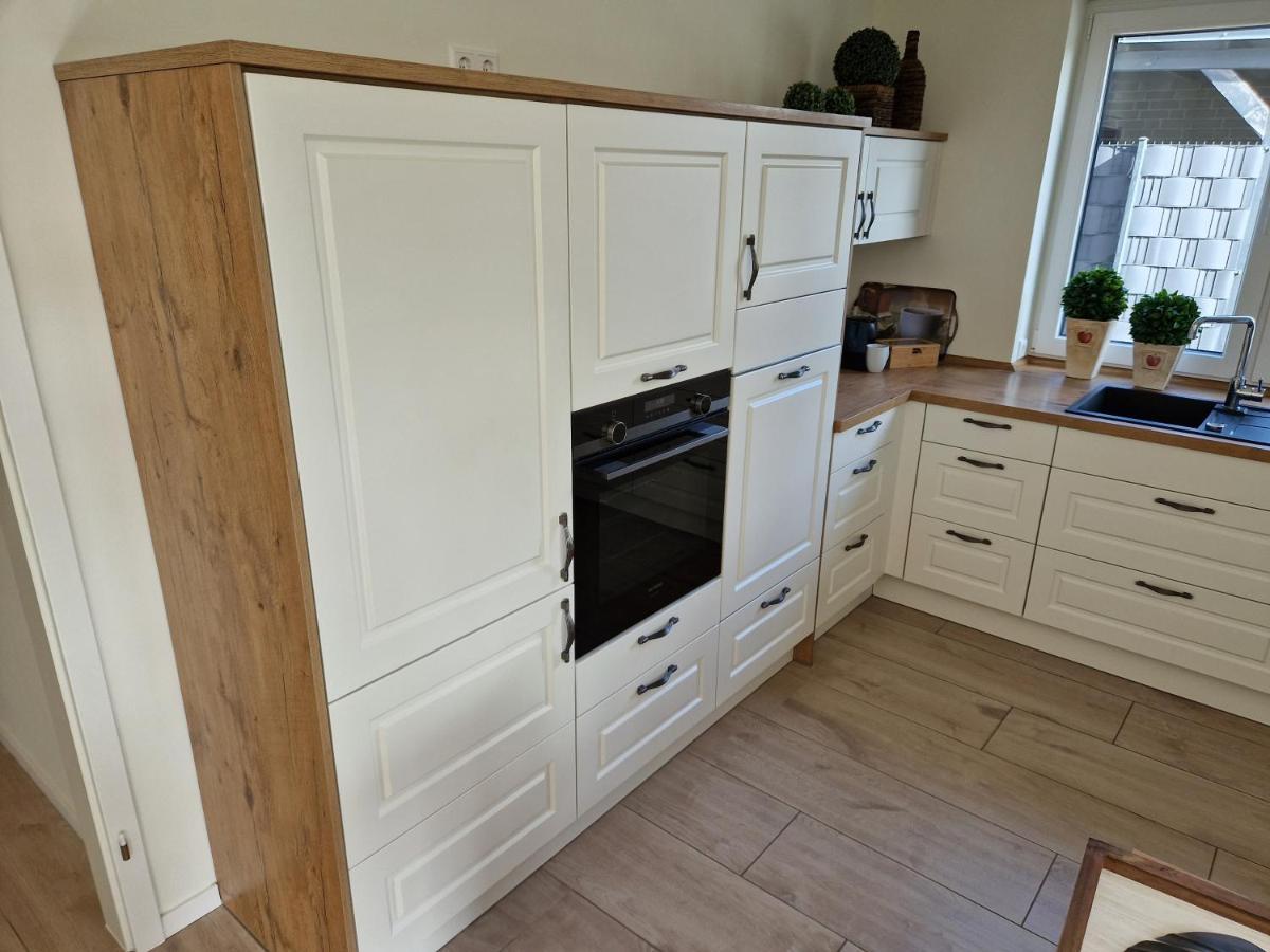 Erdgeschossferienwohnung mit Küche&Netflix Westoverledingen Exterior foto